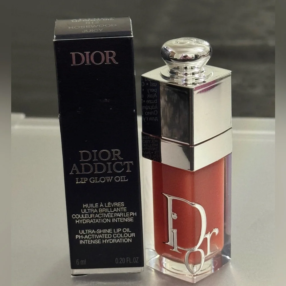 Dior Glow Oil Hydrating High-Shine Gloss in Shade 012 Rosewood-Juicy Finish